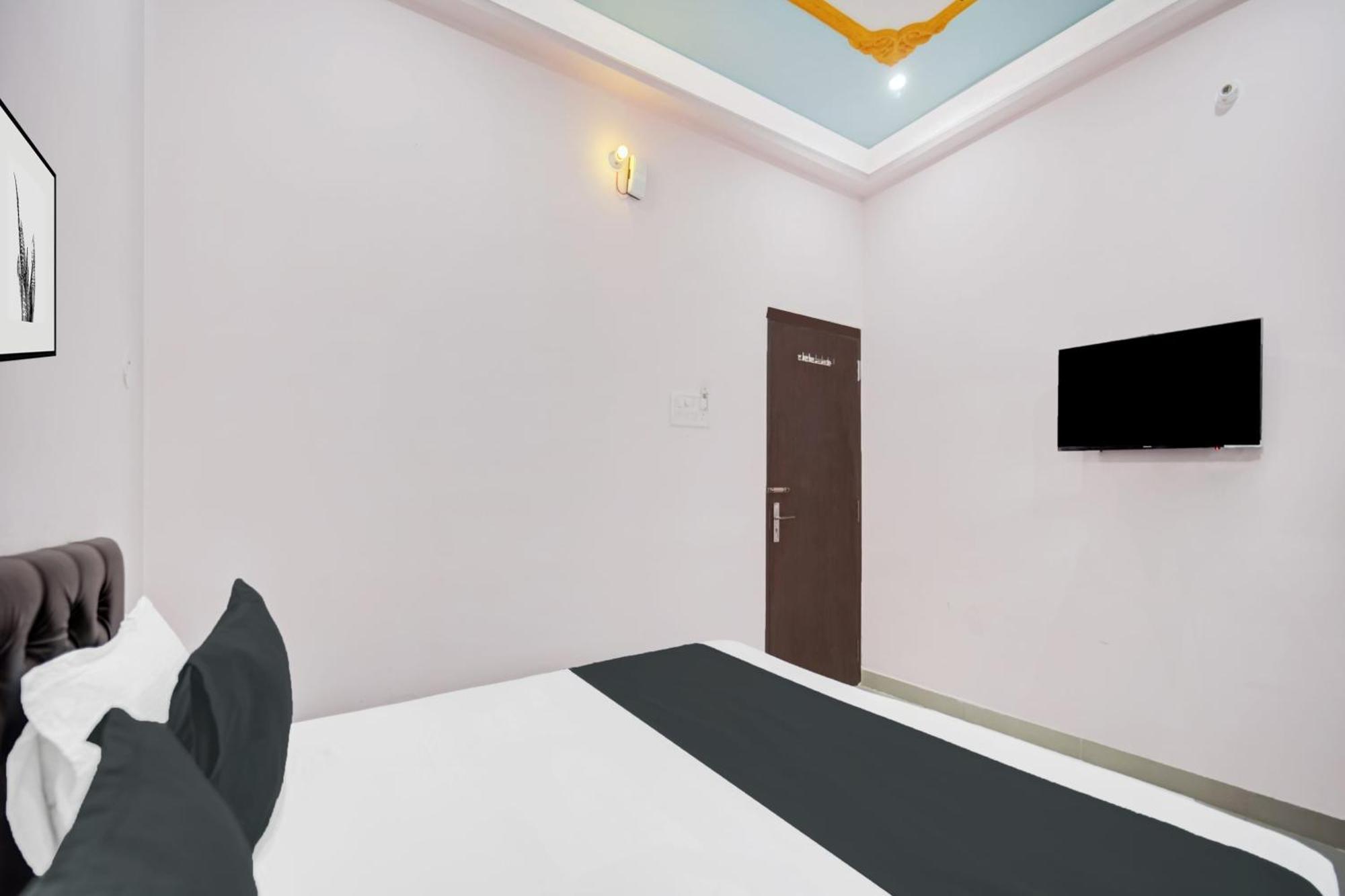 Super Oyo Hotel O Shahi Mahal Patna  Kültér fotó
