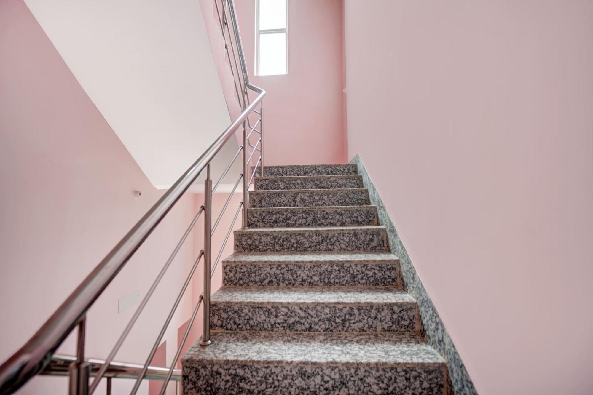 Super Oyo Hotel O Shahi Mahal Patna  Kültér fotó