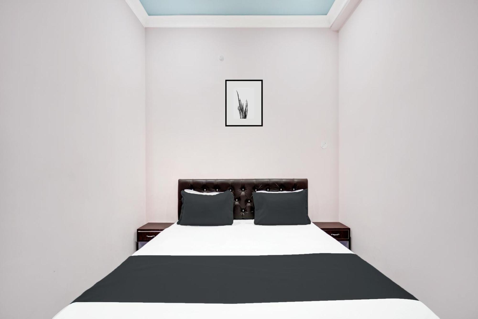 Super Oyo Hotel O Shahi Mahal Patna  Kültér fotó